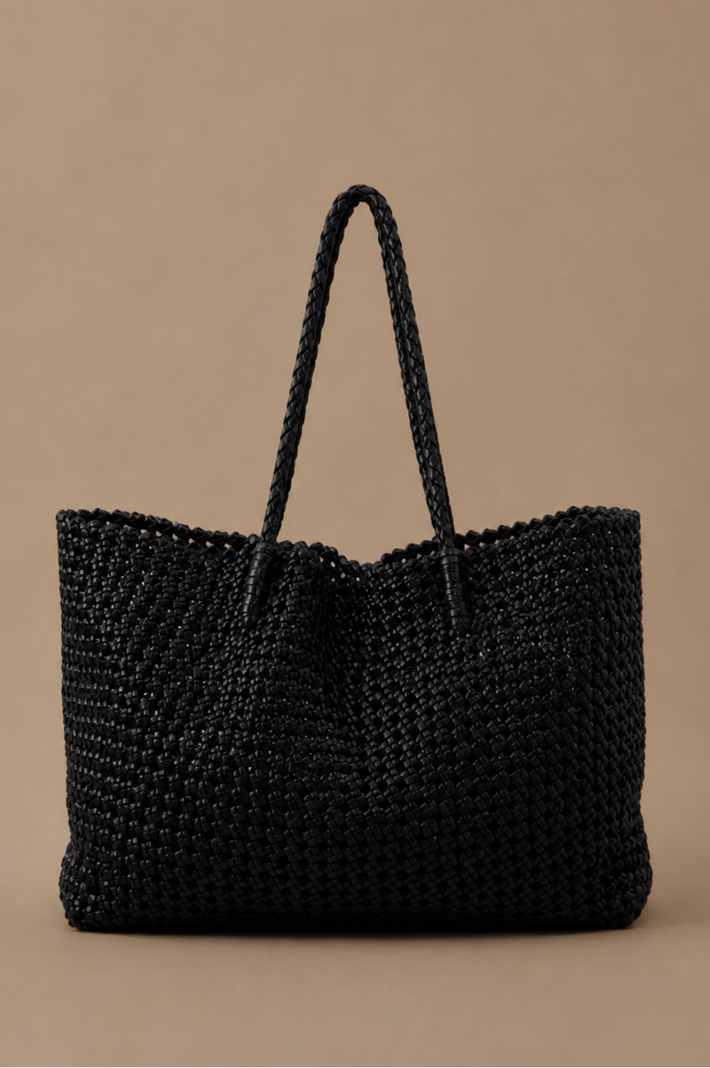 Leather Nest Black
