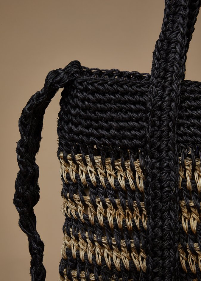 Tote Fique Black ALIU x BASBAINS